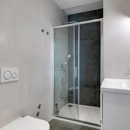 Minimalist By Interhome *